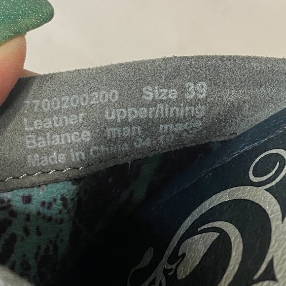 Dansko Womens Gray Nadine Suede Round Toe Slip On Studded Clog Heel Size US 9 - Picture 9 of 10